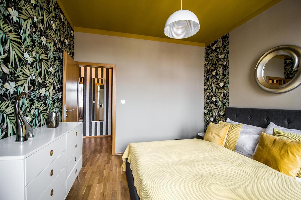 Stylish Apartments Close To Eden Garden Prague Exterior photo