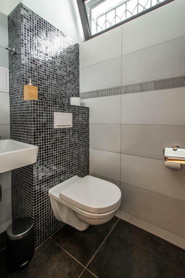 Stylish Apartments Close To Eden Garden Prague Exterior photo