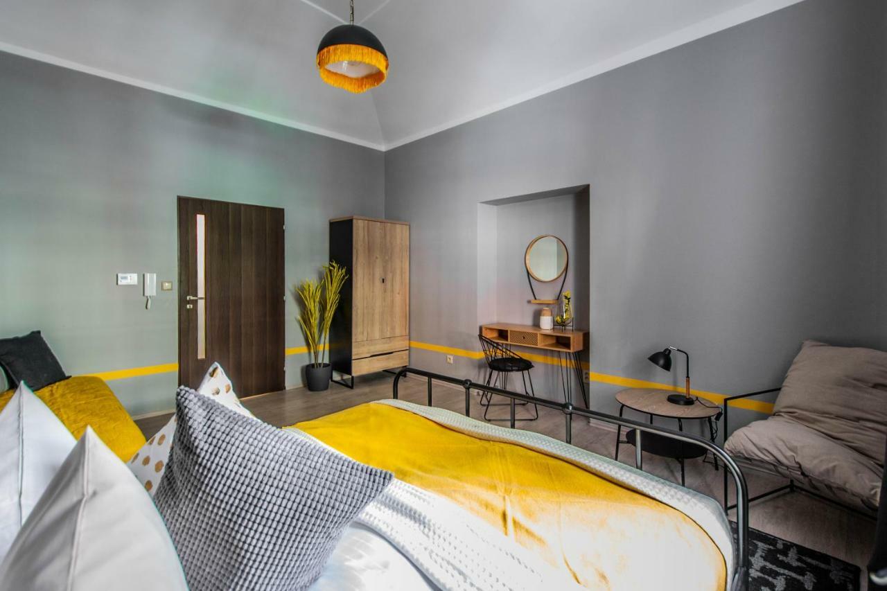 Stylish Apartments Close To Eden Garden Prague Exterior photo